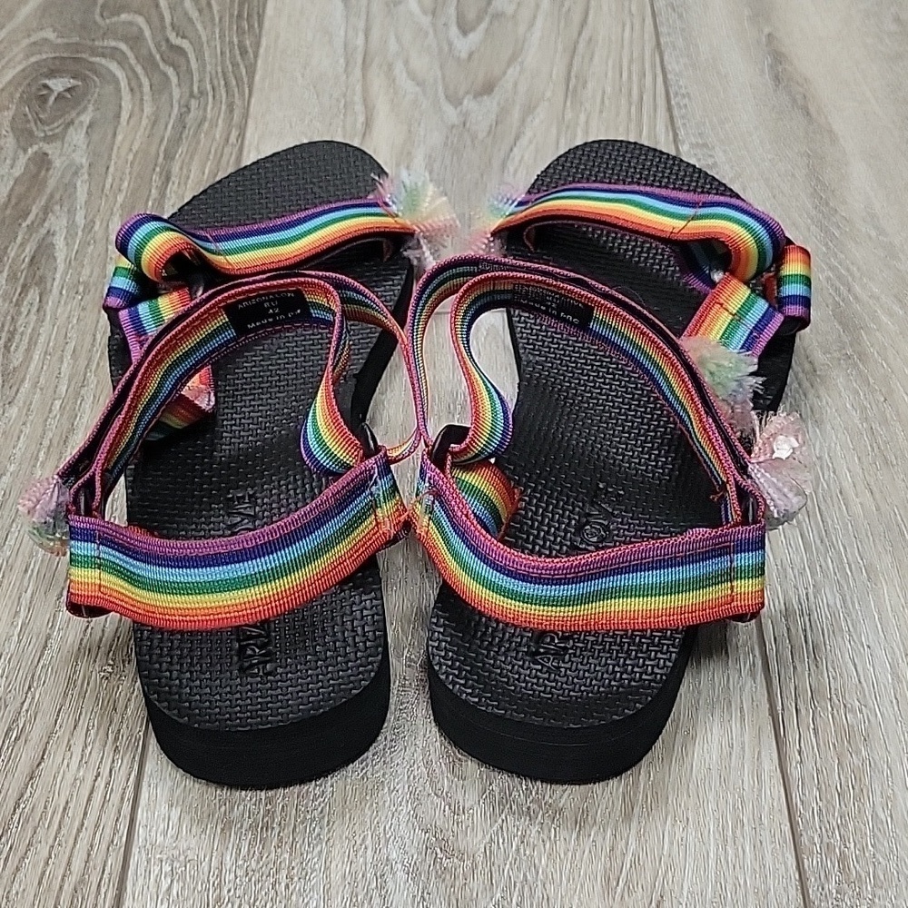 Arizona Love  Size 42 (US 11) Rainbow and Black Trekky Fun Sandals NWOT - Picture 3 of 7